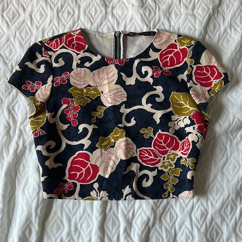 Zara zip up floral blouse